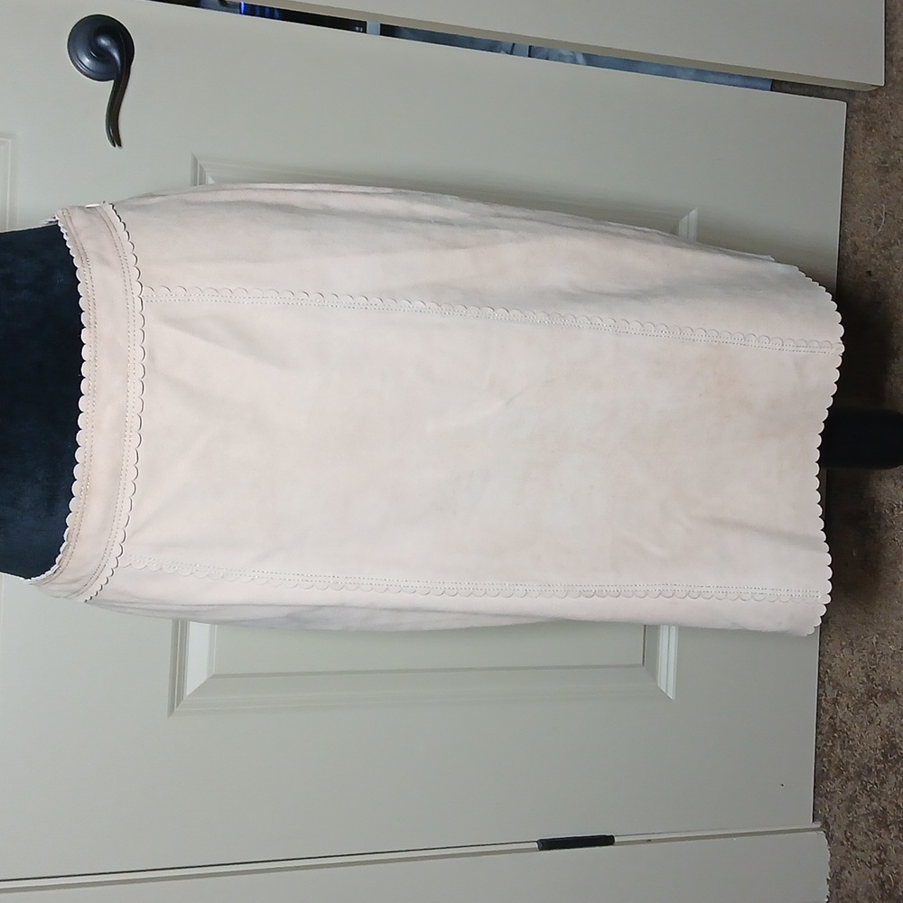 🌸 Celine Blush Pink Lambskin Leather Midi Pencil Skirt Scalloped Edges Gold 40